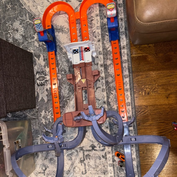 Hot Wheels Spider Man Racer Verse Track Set - Picture 14 of 14